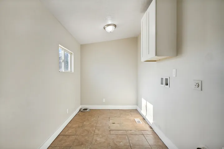 855 S 800 W, Salt Lake City, Utah 84104