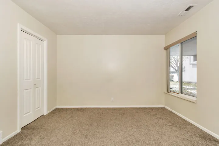 5769 S Waterbury Cir #a, Salt Lake City, Utah 84121