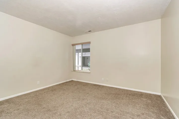 5769 S Waterbury Cir #a, Salt Lake City, Utah 84121