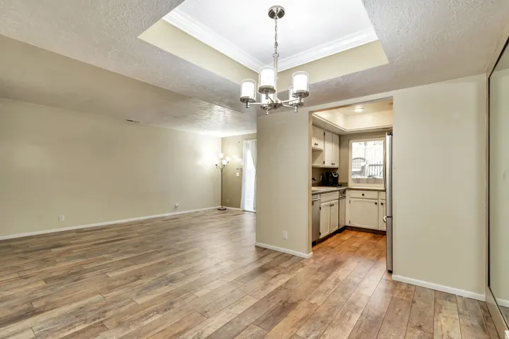 5769 S Waterbury Cir #a, Salt Lake City, Utah 84121