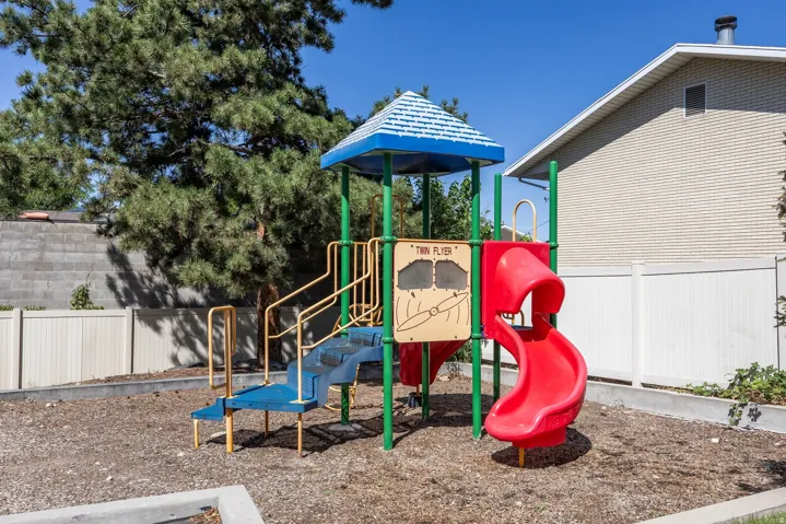 1848 E Rouen Cir, Holladay, Utah 84117