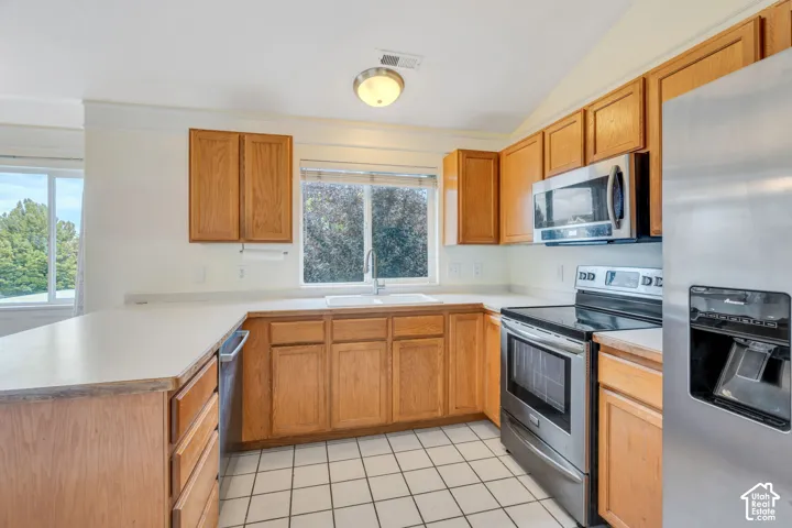 Bright kitchen