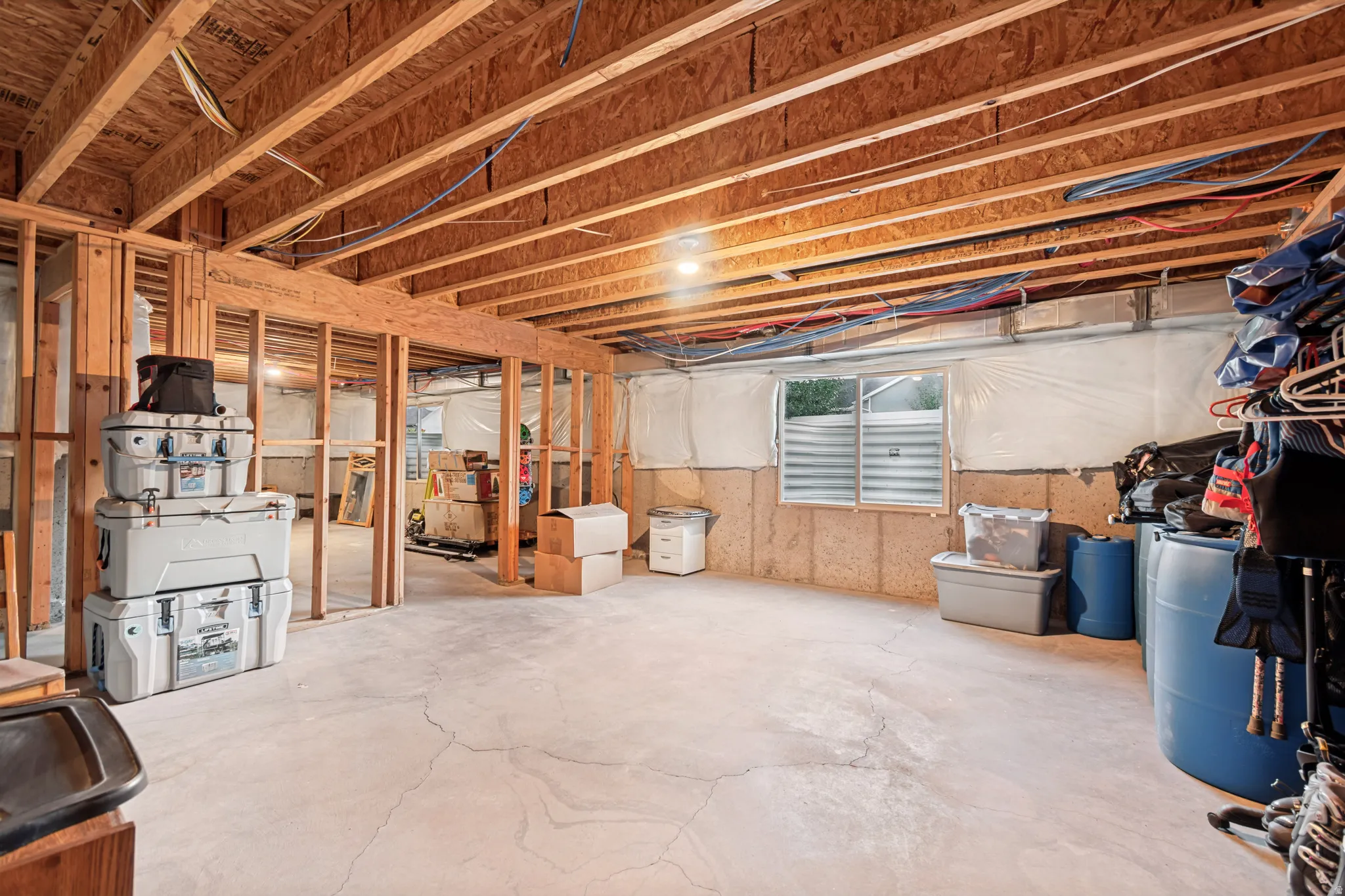 Spacious unfinished basement providing additional storage and ready to be finished for additional bedrooms, living rooms, bathrooms, or to be converted into an ADU or Mother-in-Law apartment.