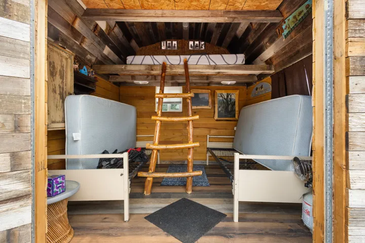 2 beds below, 1 bed up in the loft