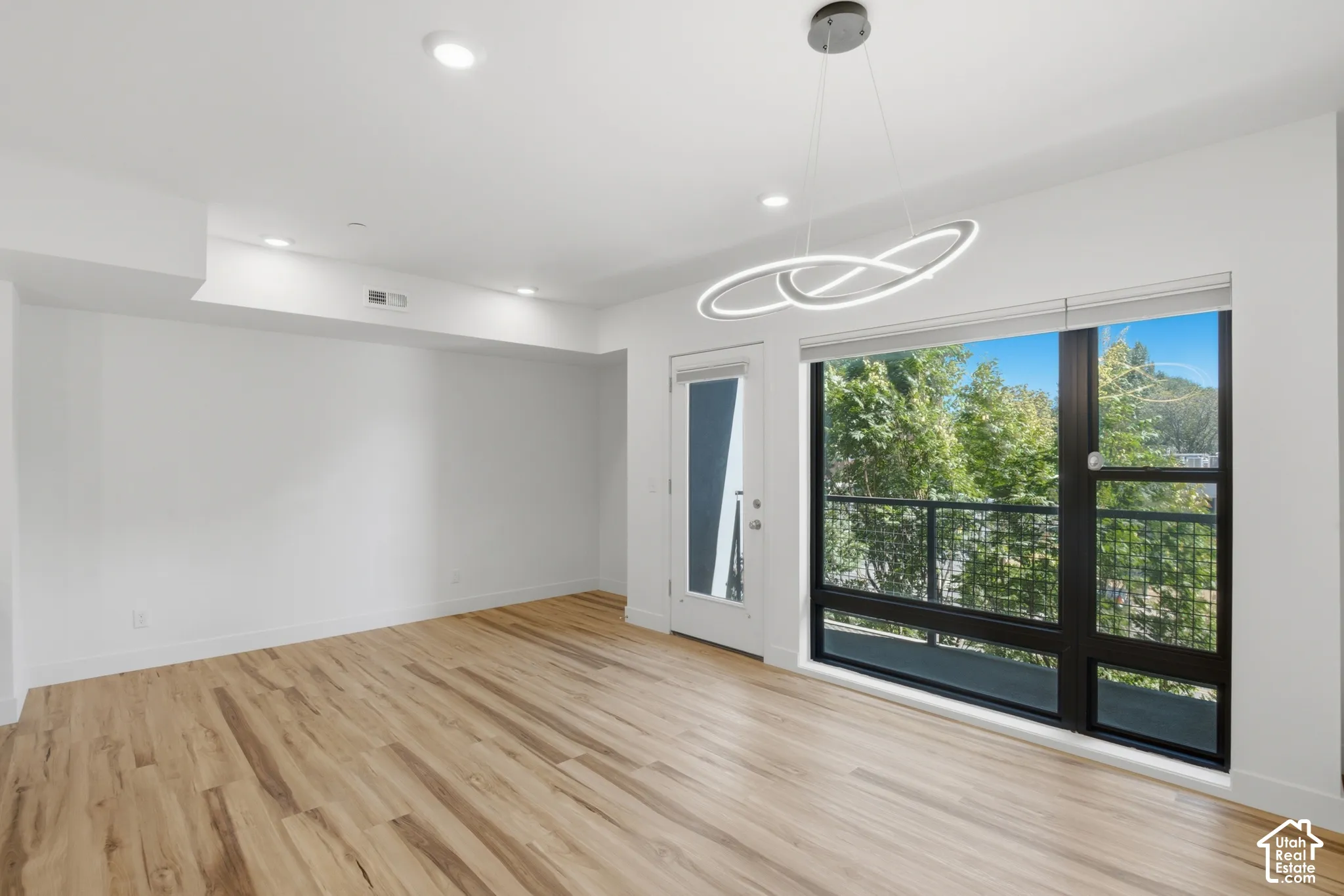 All the windows have modern up/down shades - let in the light and have your privacy by covering only the sections of the window you want
