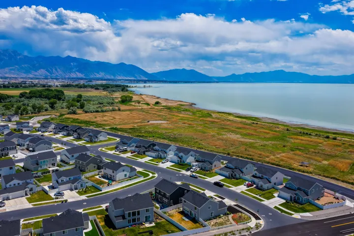 Aerial perspective highlighting a residential development with structured street layouts