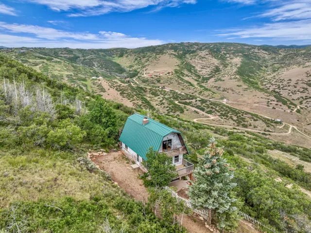 Escape the heat and enjoy summer recreational adventurers, or consider living year-round which some residents do in this gated community.