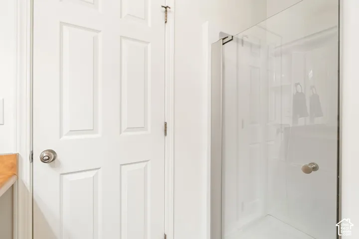 Separate owner's shower