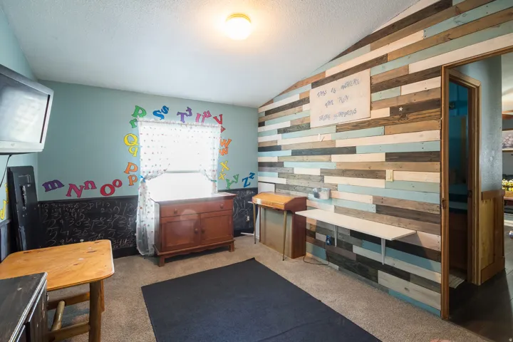 3660 S Vernal Avenue Ave, Vernal, Utah 84078
