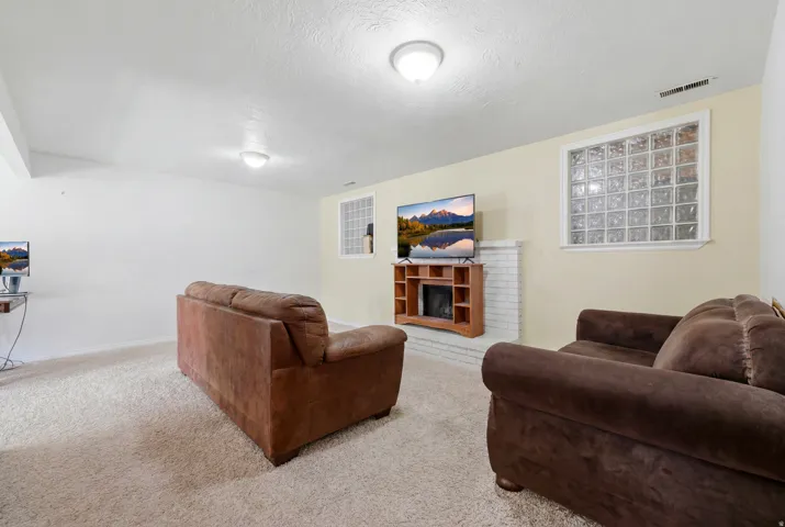 2312 E Cinnabar Ln, Salt Lake City, Utah 84121
