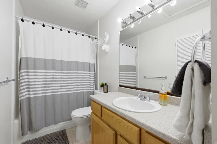 2312 E Cinnabar Ln, Salt Lake City, Utah 84121