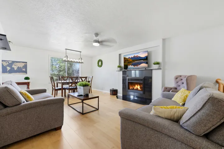 2312 E Cinnabar Ln, Salt Lake City, Utah 84121