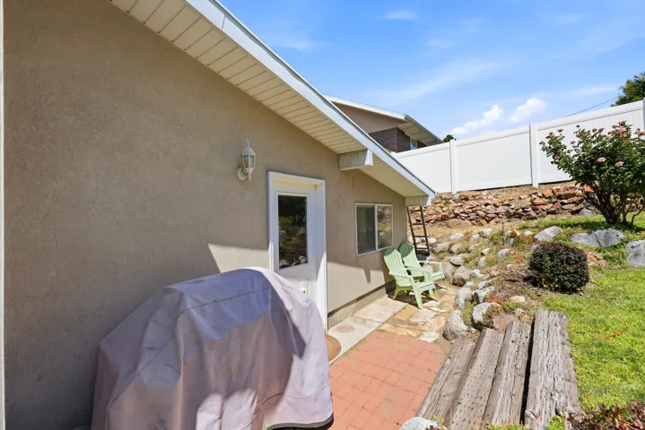 2312 E Cinnabar Ln, Salt Lake City, Utah 84121