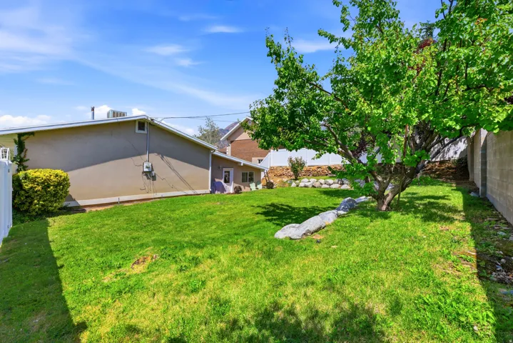 2312 E Cinnabar Ln, Salt Lake City, Utah 84121
