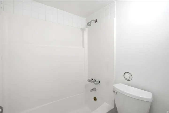 1091 Country Hills Drive #109, Ogden, Utah 84403