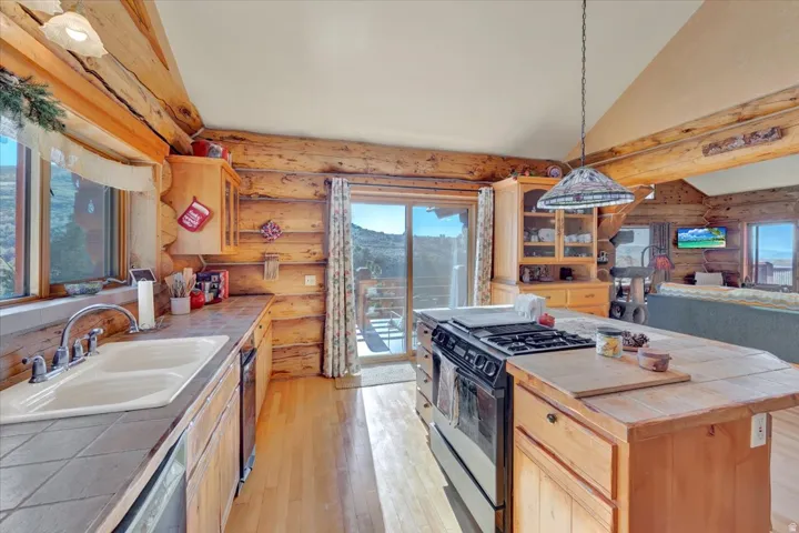 4400 S Red Fox Rd, Kamas, Utah 84036