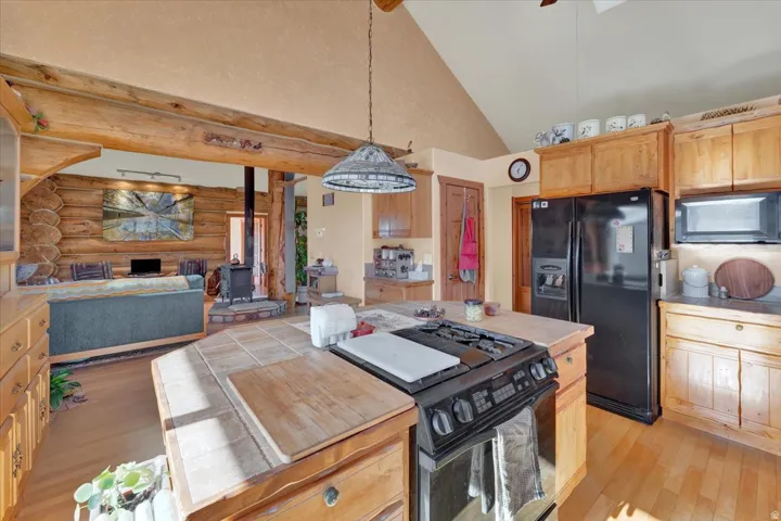 4400 S Red Fox Rd, Kamas, Utah 84036