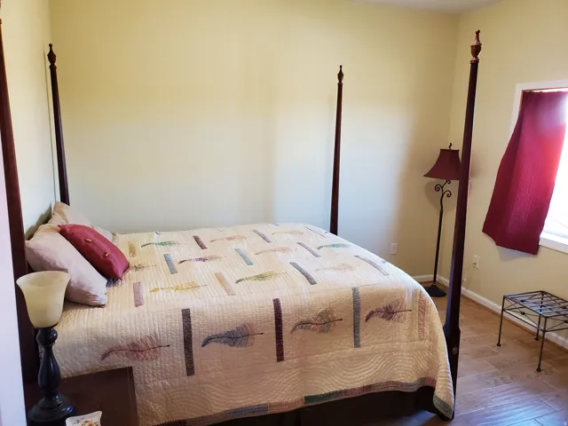 upstairs second bedroom