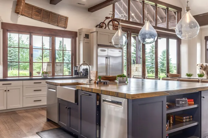 425 E Boulderville Rd, Oakley, Utah 84055