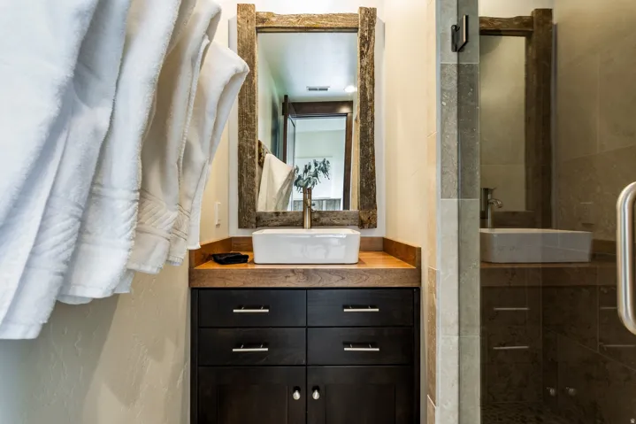 425 E Boulderville Rd, Oakley, Utah 84055