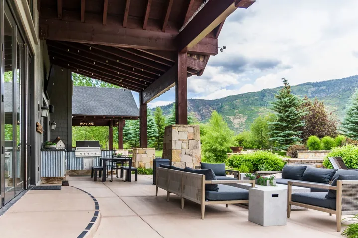 425 E Boulderville Rd, Oakley, Utah 84055