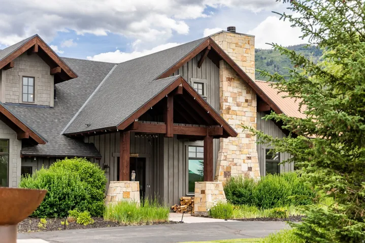 425 E Boulderville Rd, Oakley, Utah 84055
