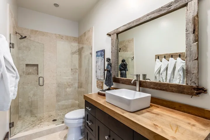 425 E Boulderville Rd, Oakley, Utah 84055