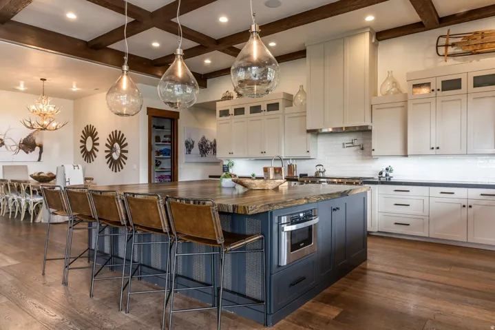 425 E Boulderville Rd, Oakley, Utah 84055