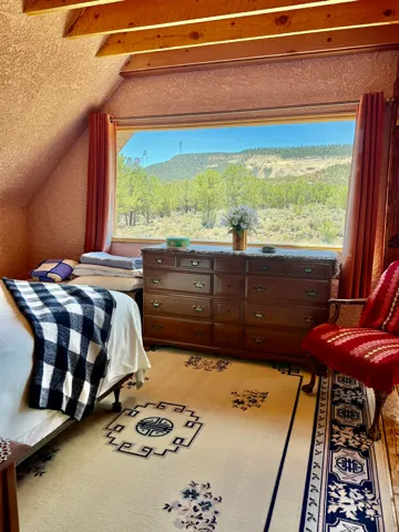 2nd floor bedroom