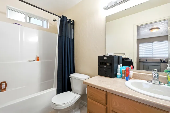 547 N 100 E, Vernal, Utah 84078