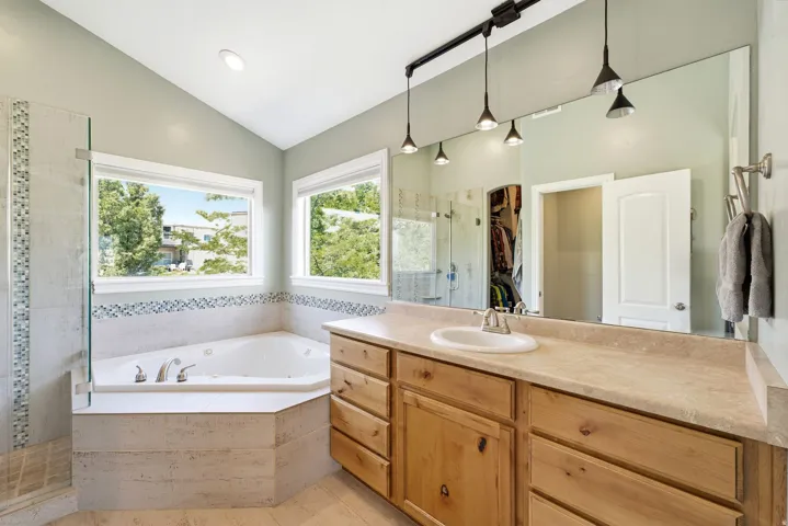 2819 S Silver Fox Ln, Saratoga Springs, Utah 84045