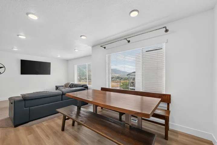 1639 E Indigo Loop, Layton, Utah 84041