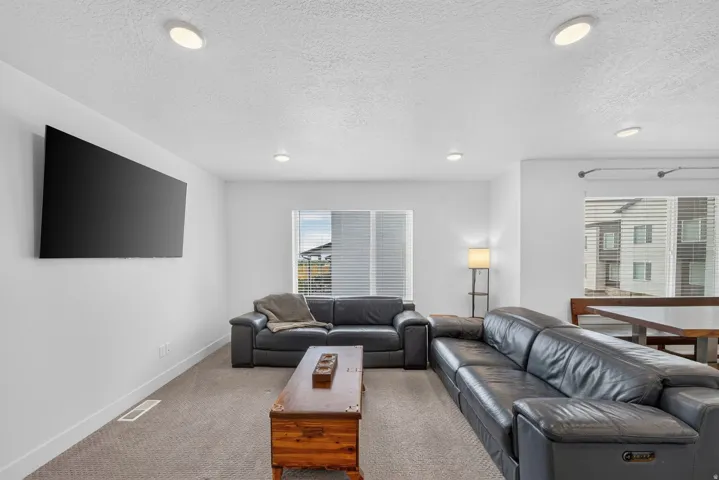 1639 E Indigo Loop, Layton, Utah 84041