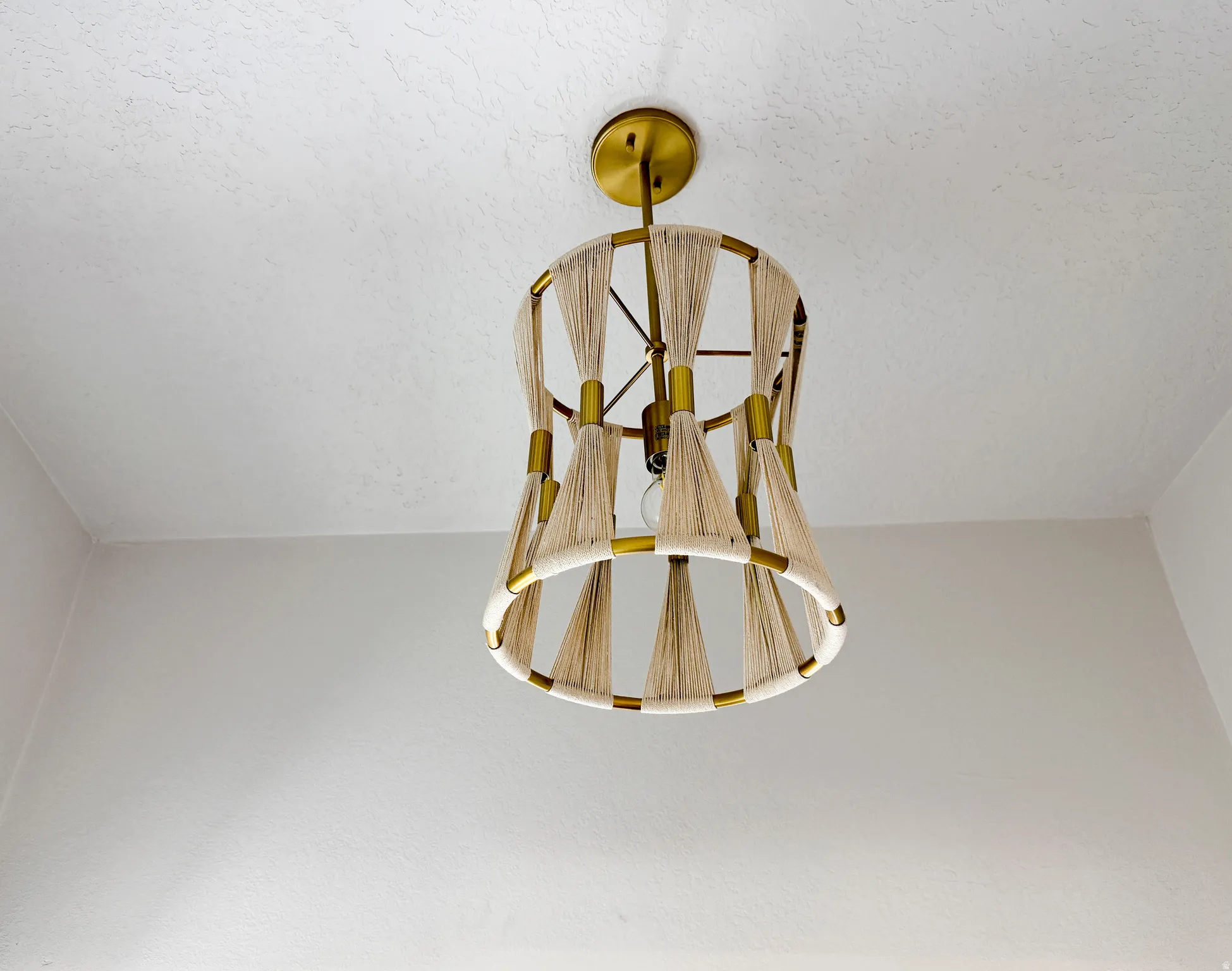 Natural fiber light fixture