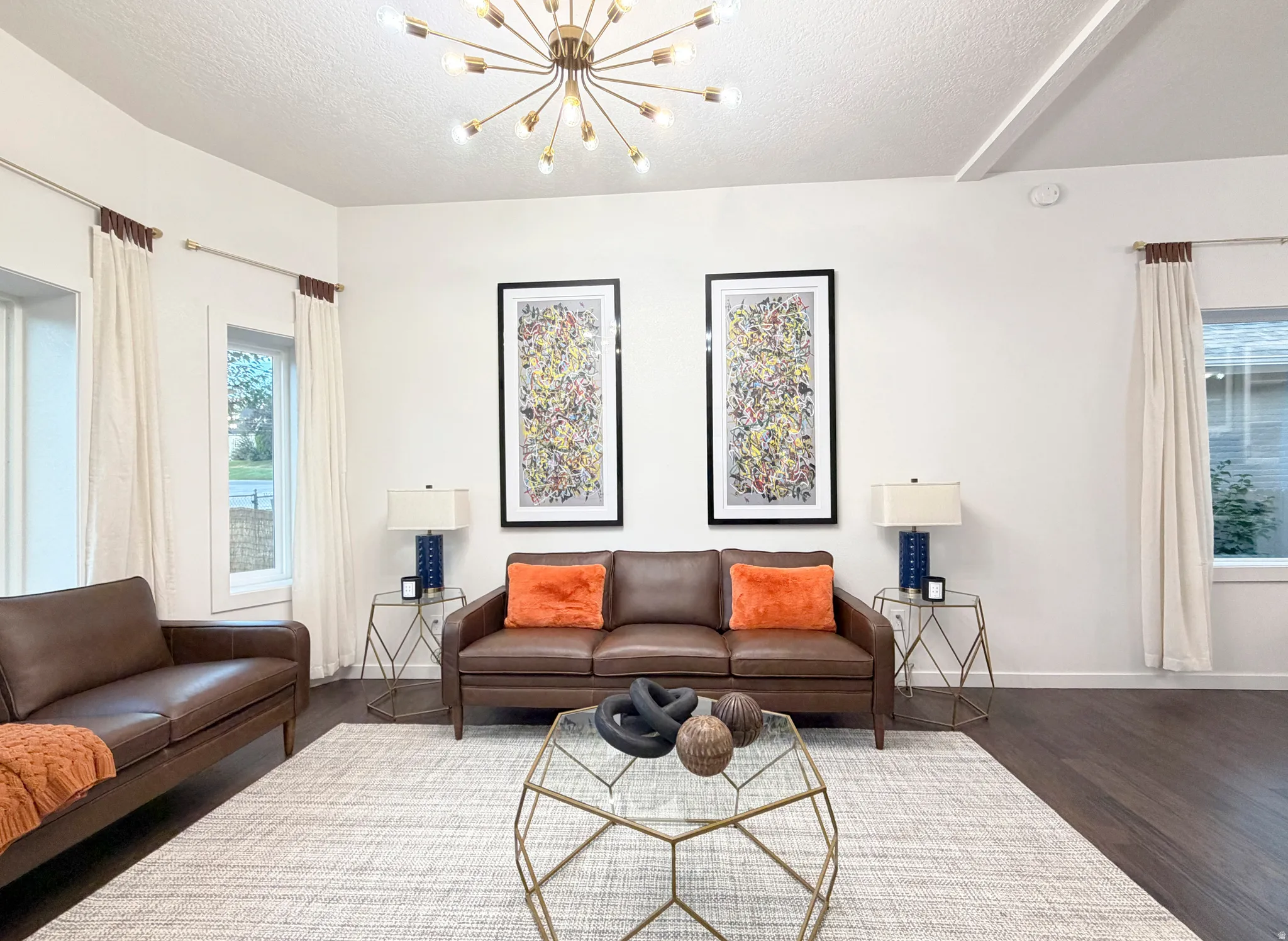 10 ft ceilings throughout main floor.
