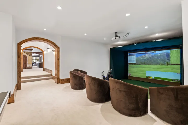 18 Snow Forest Ln, Sandy, Utah 84092