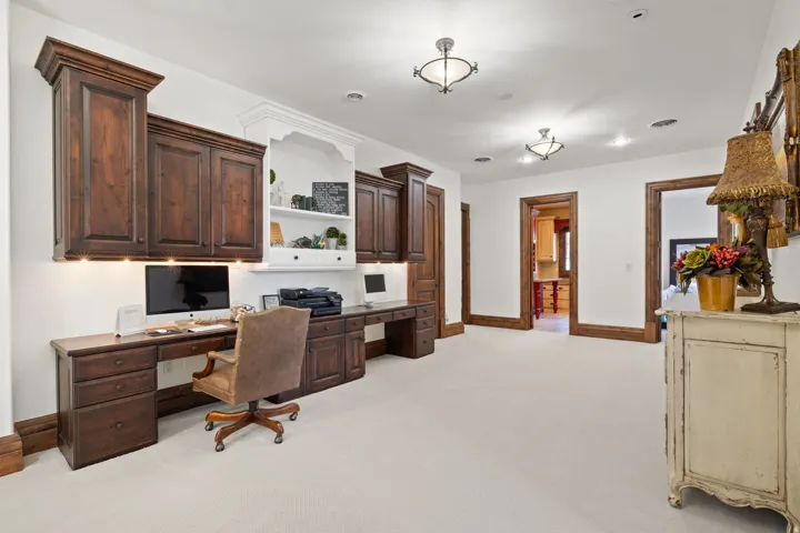 18 Snow Forest Ln, Sandy, Utah 84092