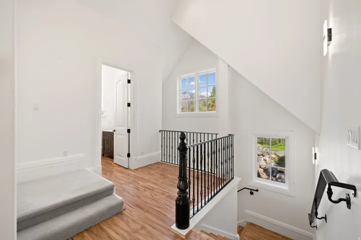 18 Snow Forest Ln, Sandy, Utah 84092