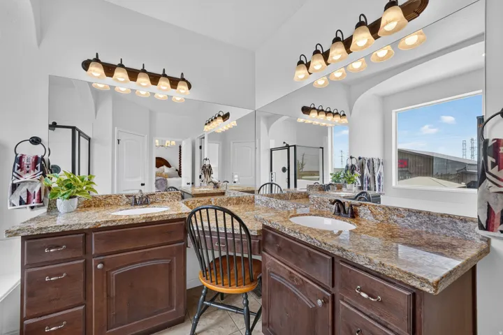 1672 Equestrian Park Way, Kaysville, Utah 84037