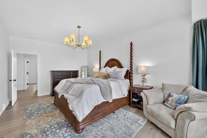 1672 Equestrian Park Way, Kaysville, Utah 84037