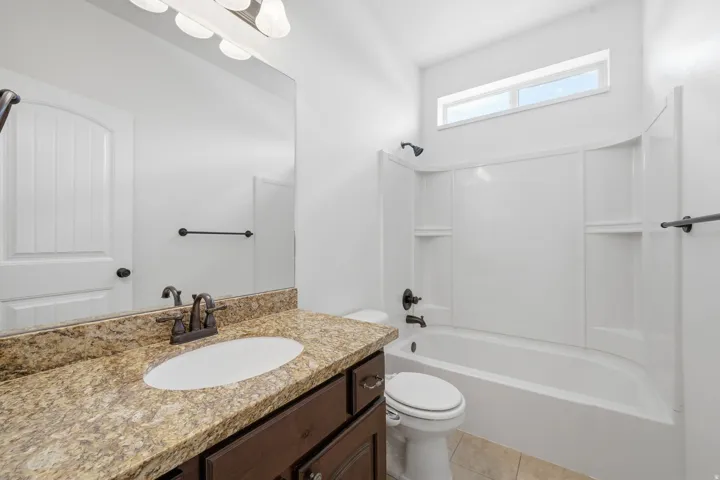 1672 Equestrian Park Way, Kaysville, Utah 84037