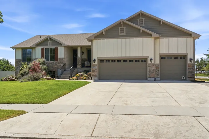 1672 Equestrian Park Way, Kaysville, Utah 84037