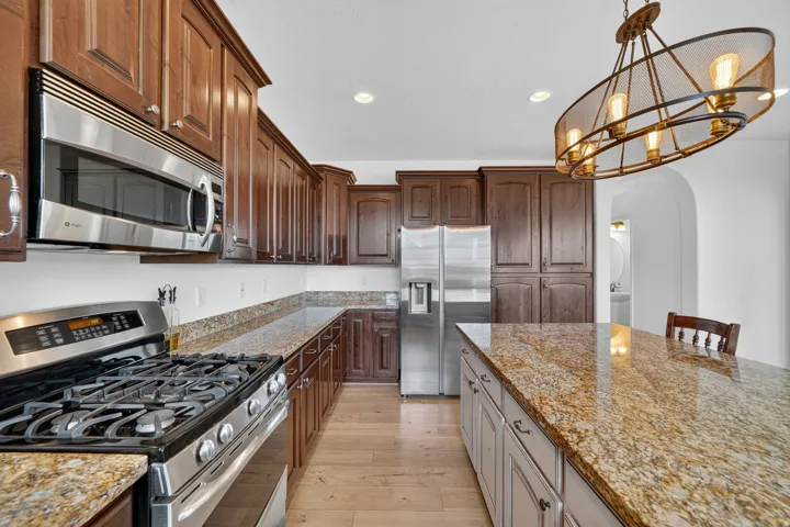 1672 Equestrian Park Way, Kaysville, Utah 84037