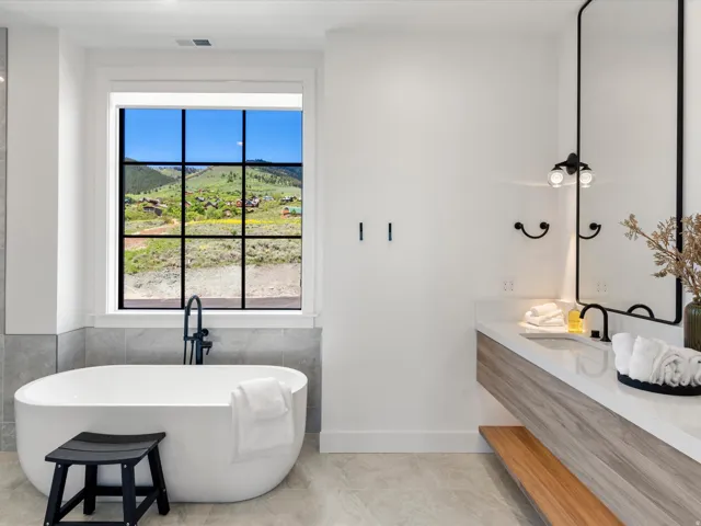 Primary Bedroom Full Bathroom#1