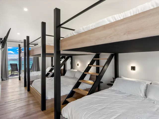Bedroom #9