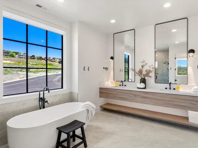 Primary Bedroom Full Bathroom#1