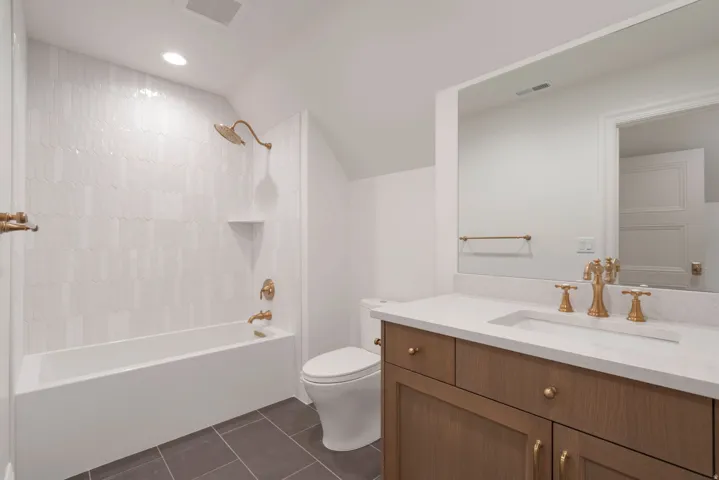 659 S 1475 W #411, Farmington, Utah 84025