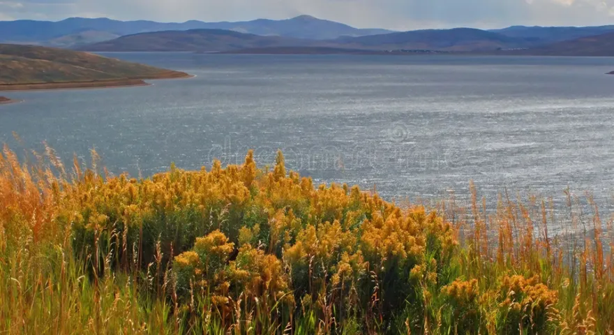 Strawberry Reservoir approximately 45 minutes from property