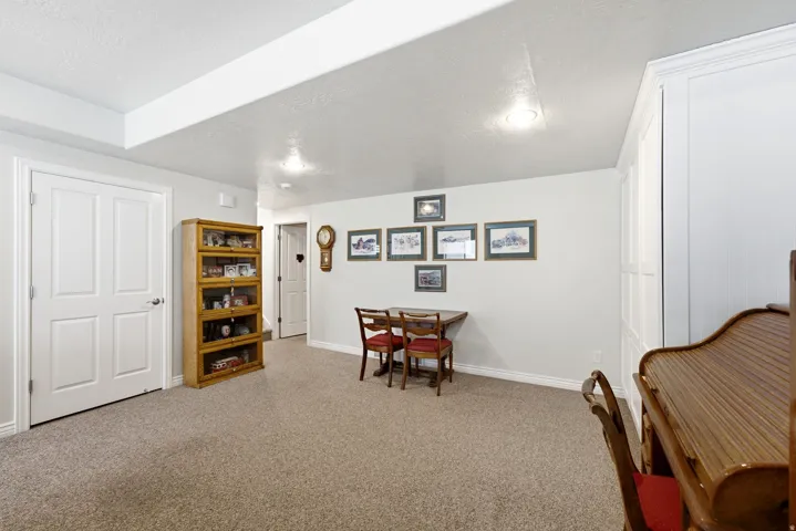 11301 S Blue Roan Ln, Sandy, Utah 84092