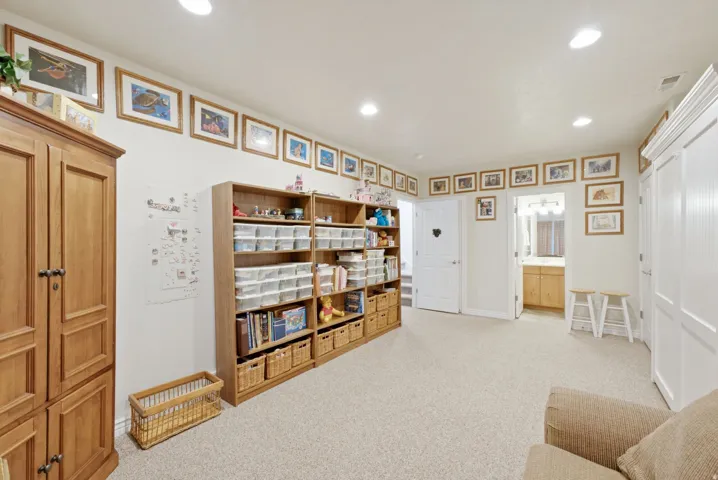 11301 S Blue Roan Ln, Sandy, Utah 84092